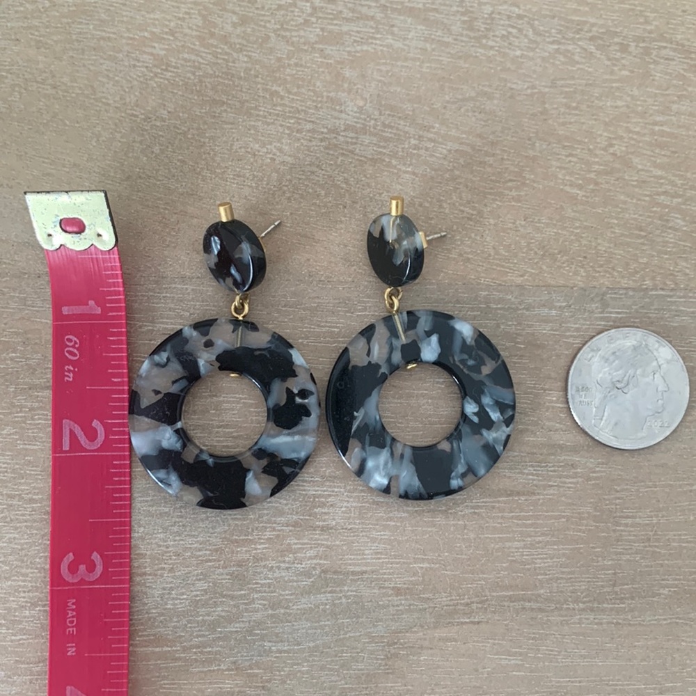 Madewell resin earrings